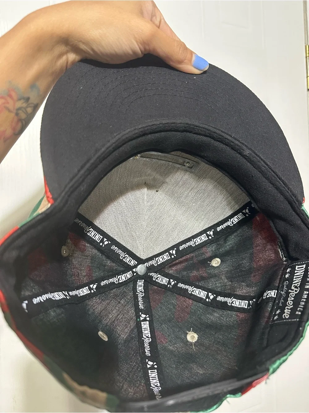 DNiNE Reserve Kids' Camo Snapback Hat in Red & Green
